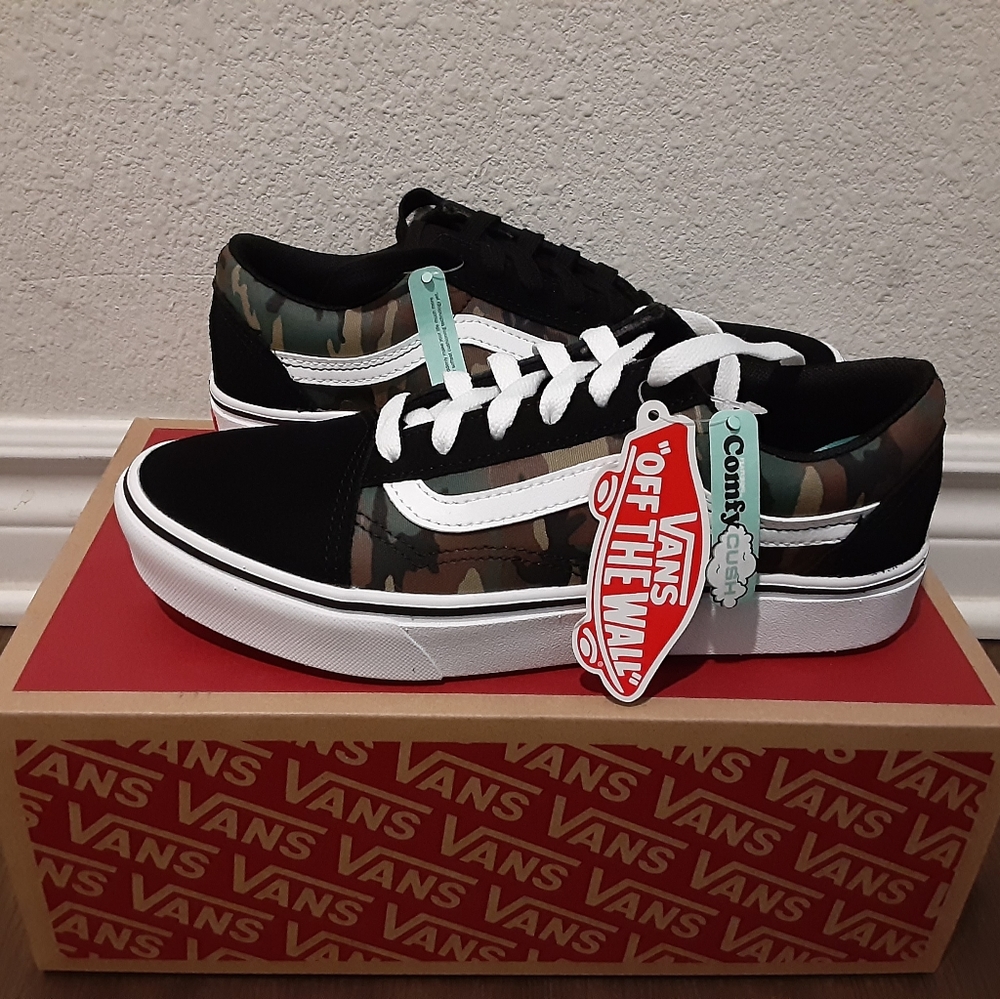 Vans - Picture 2 of 5